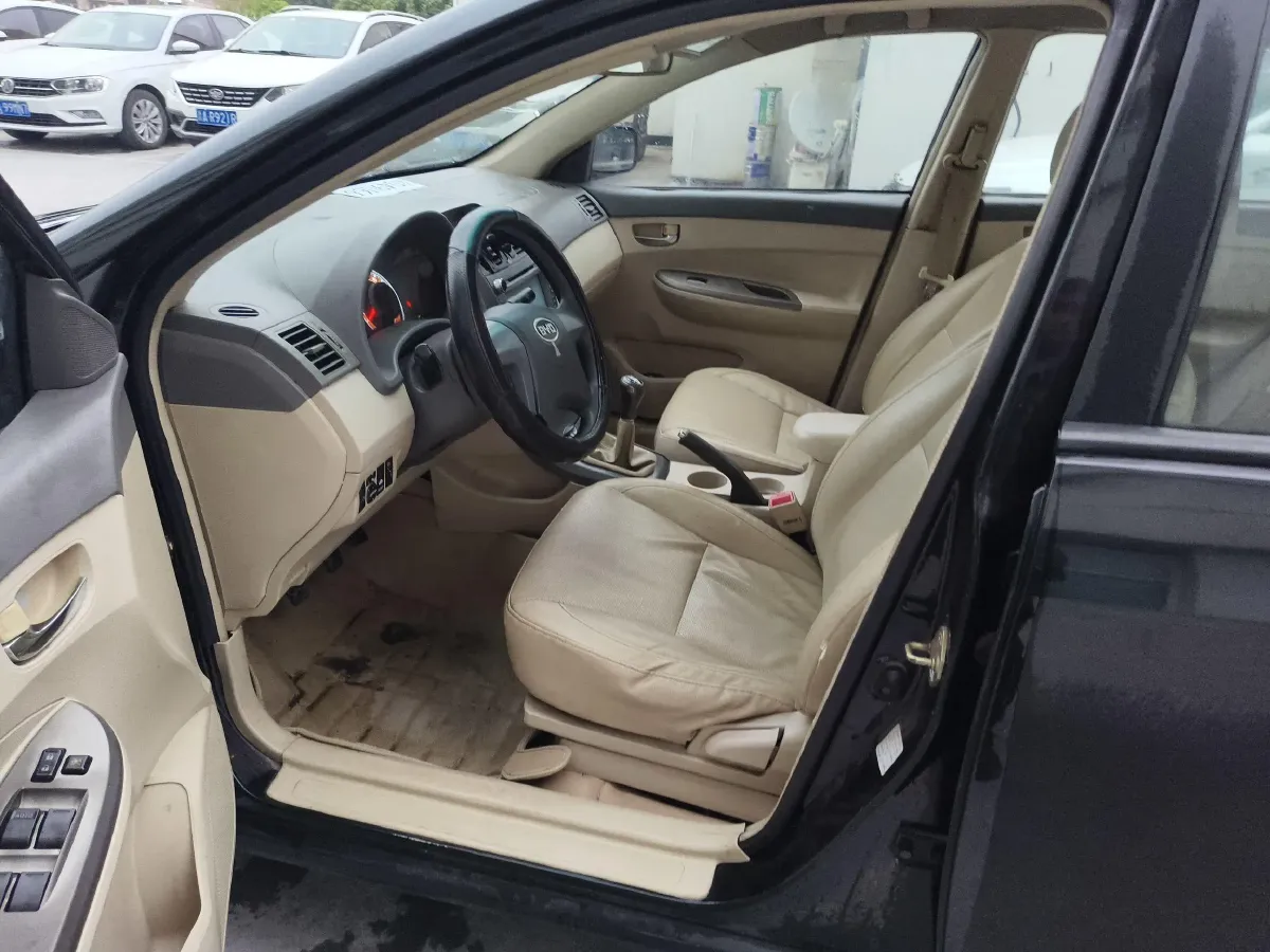 2012 BYD L3 1.5L 109HP L4 5MT,autocango,china used car exporter,china ev exporter,chinese used car exporter,chinese used ev exporter