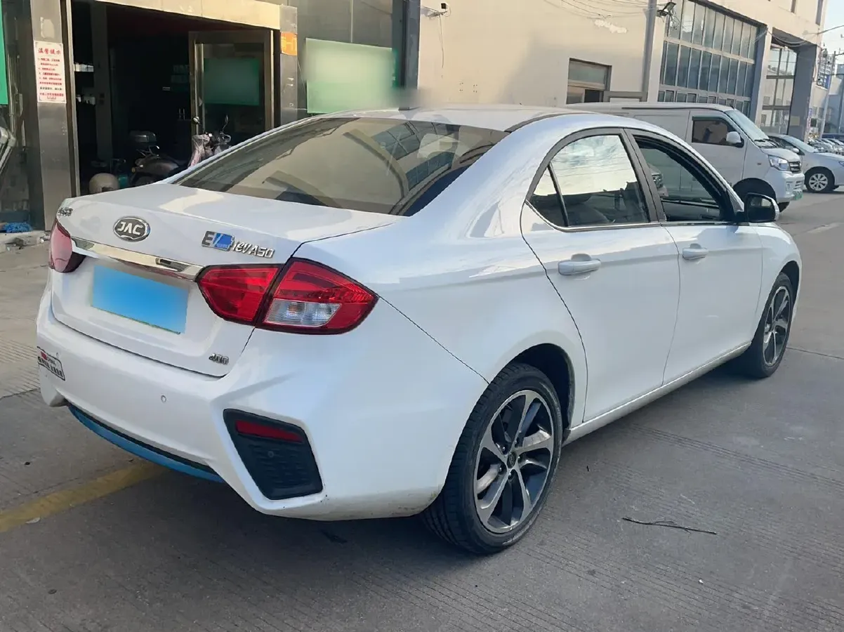 2018 JAC iEVA50 BEV 46.5KWH,autocango,china used car exporter,china ev exporter,chinese used car exporter,chinese used ev exporter