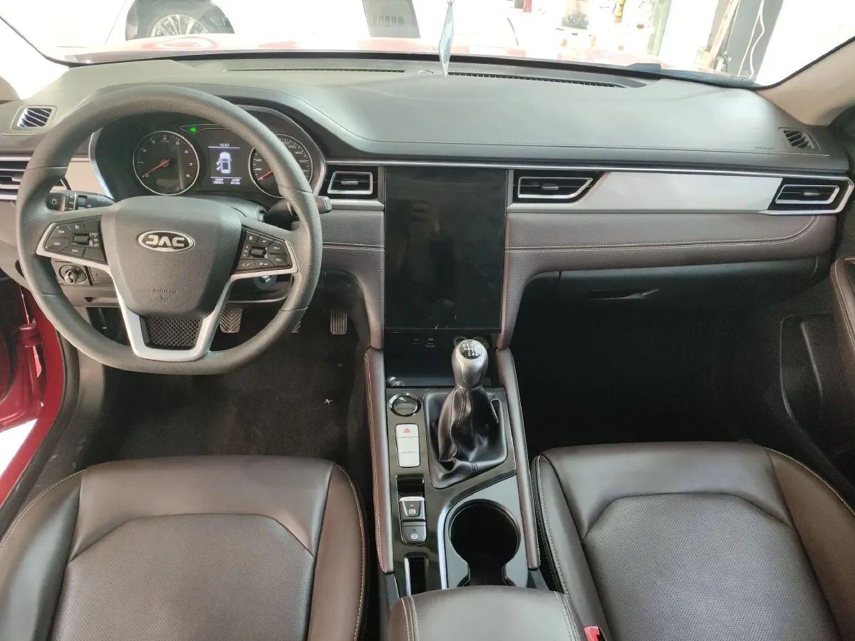 2020 JAC JiaYue A5 1.5T 150HP L4 6MT,autocango,china used car exporter,china ev exporter,chinese used car exporter,chinese used ev exporter