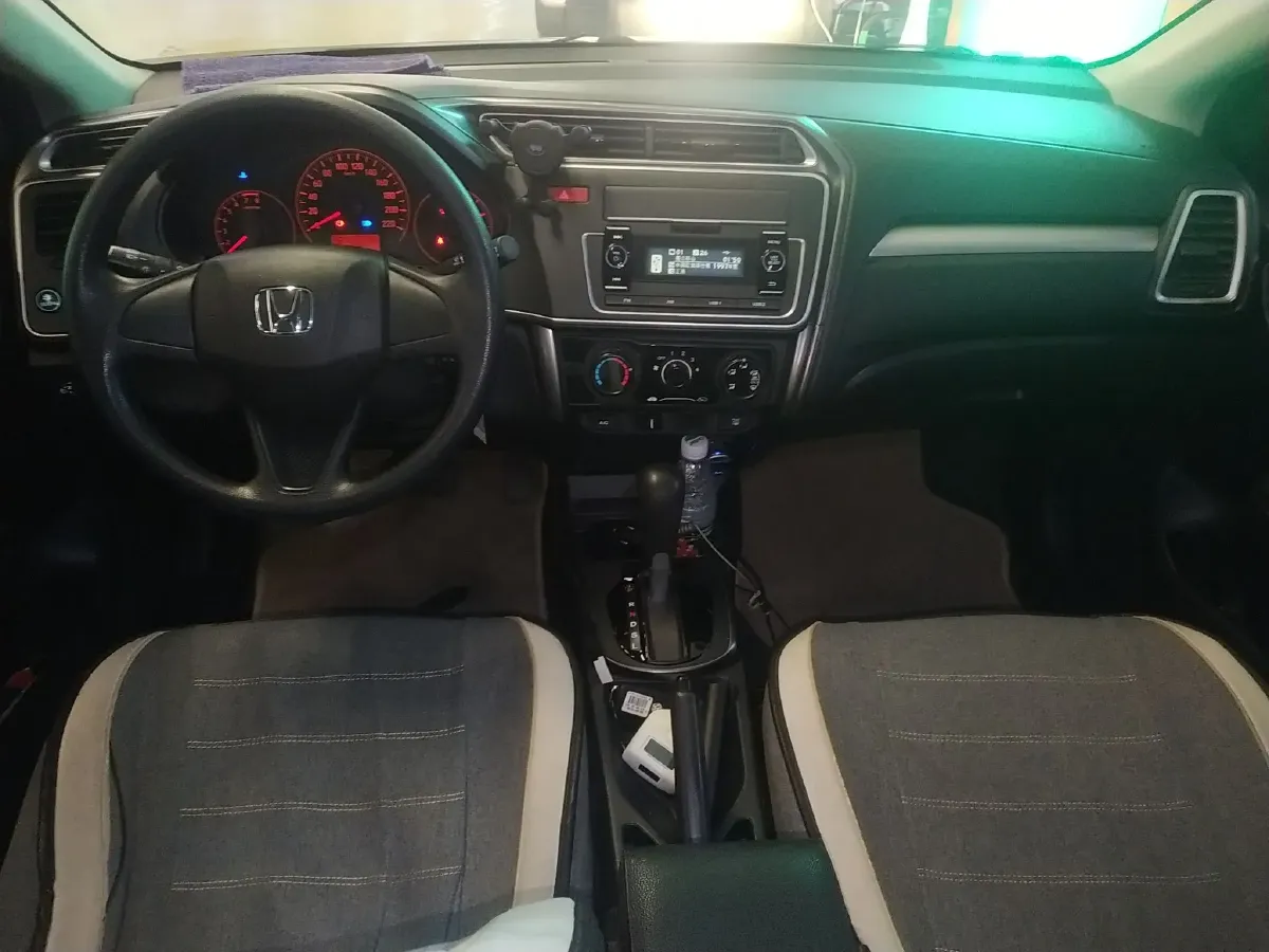 2017 Honda Gienia 1.5L 131HP L4 CVT,autocango,china used car exporter,china ev exporter,chinese used car exporter,chinese used ev exporter