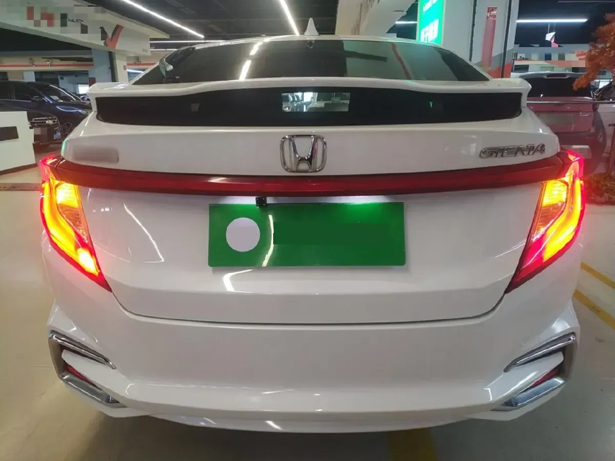 2017 Honda Gienia 1.5L 131HP L4 CVT,autocango,china used car exporter,china ev exporter,chinese used car exporter,chinese used ev exporter