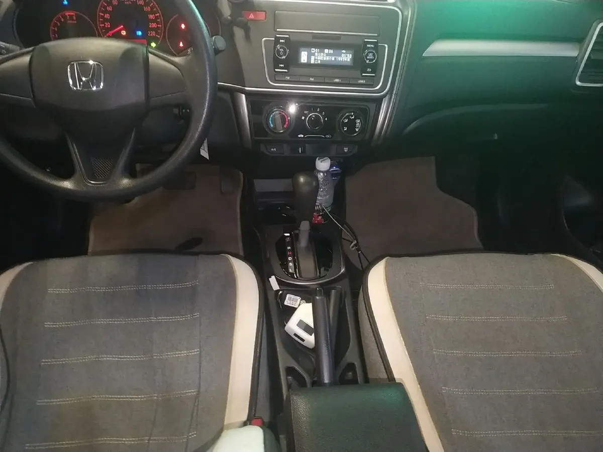 2017 Honda Gienia 1.5L 131HP L4 CVT,autocango,china used car exporter,china ev exporter,chinese used car exporter,chinese used ev exporter