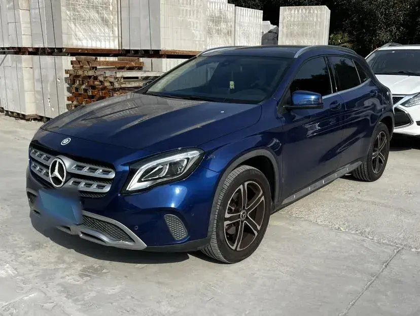 2018 Mercedes-Benz GLA Class 1.6T 156HP L4 7DCT