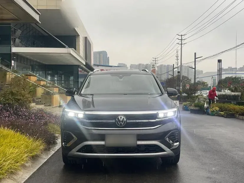 2022 Volkswagen Talagon 2.0T 220HP L4 7DCT,autocango,china used car exporter,china ev exporter,chinese used car exporter,chinese used ev exporter