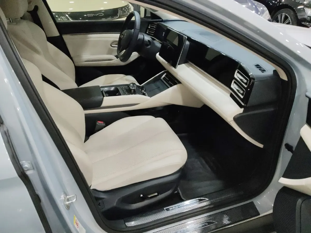 2024 BYD QinL 1.5L 101HP L4 E-CVT PHEV 15.87KWH,autocango,china used car exporter,china ev exporter,chinese used car exporter,chinese used ev exporter