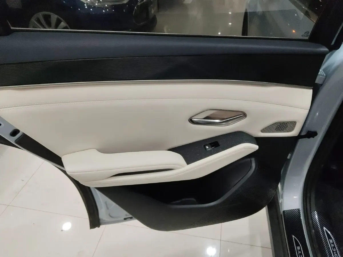 2024 BYD QinL 1.5L 101HP L4 E-CVT PHEV 15.87KWH,autocango,china used car exporter,china ev exporter,chinese used car exporter,chinese used ev exporter