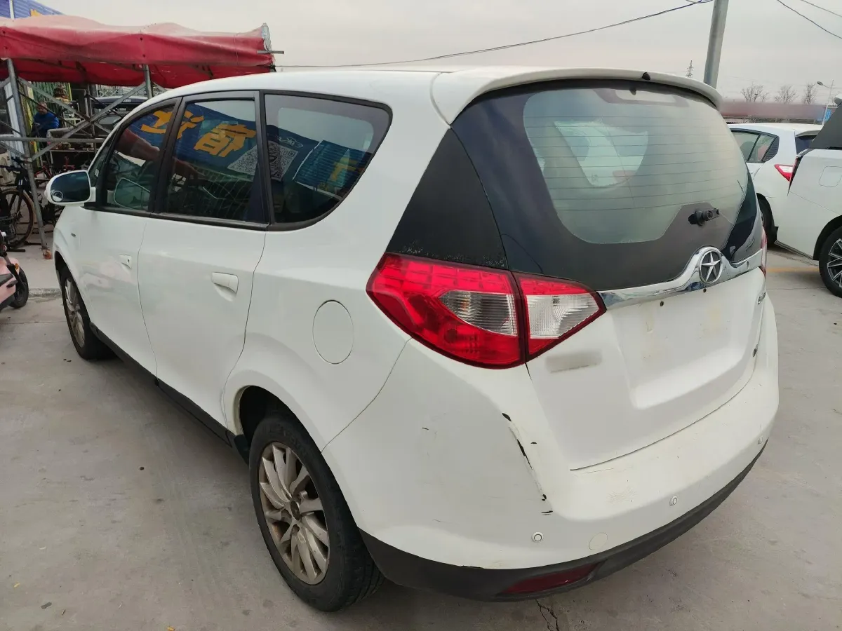 2013 JAC Refine M2 1.5L 113HP L4 5MT,autocango,china used car exporter,china ev exporter,chinese used car exporter,chinese used ev exporter