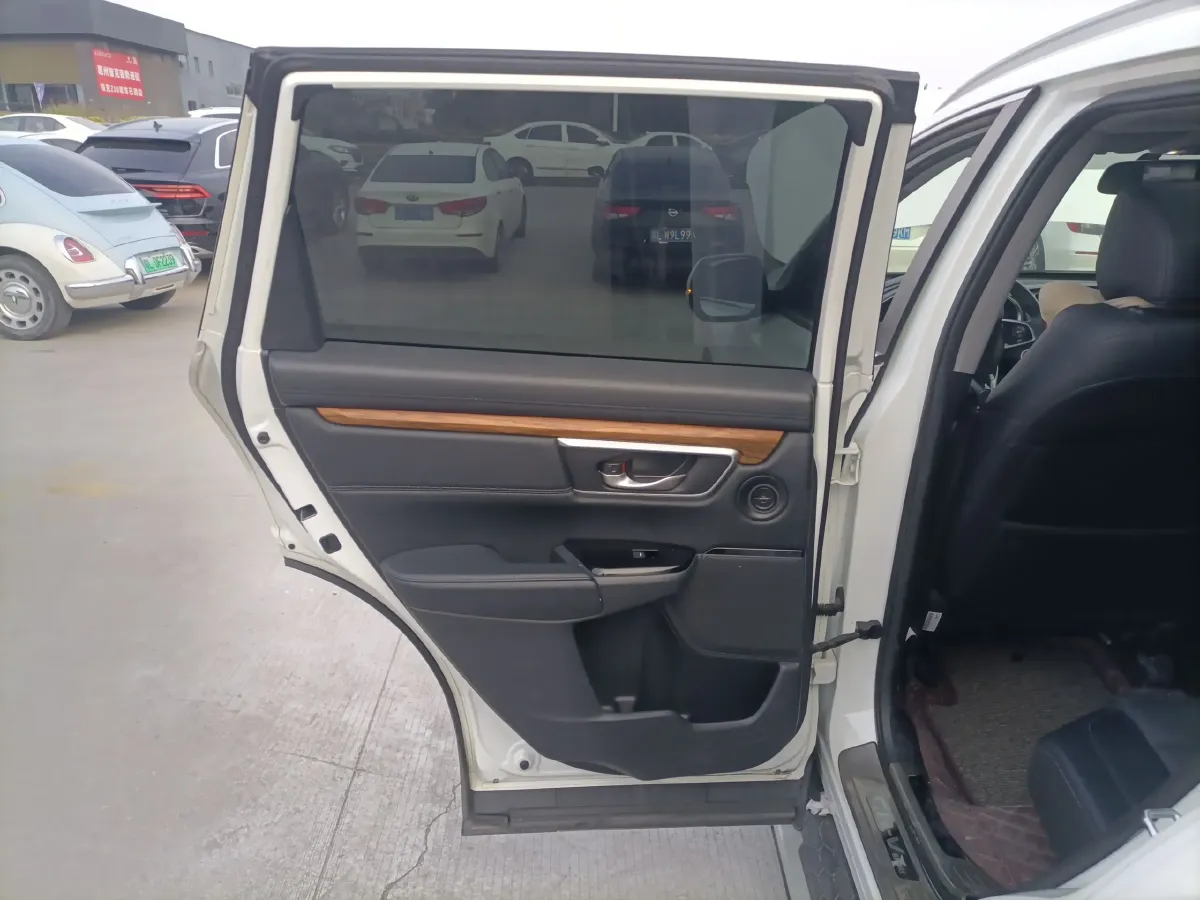 2017 Honda CR-V 1.5T 193HP L4 CVT,autocango,china used car exporter,china ev exporter,chinese used car exporter,chinese used ev exporter