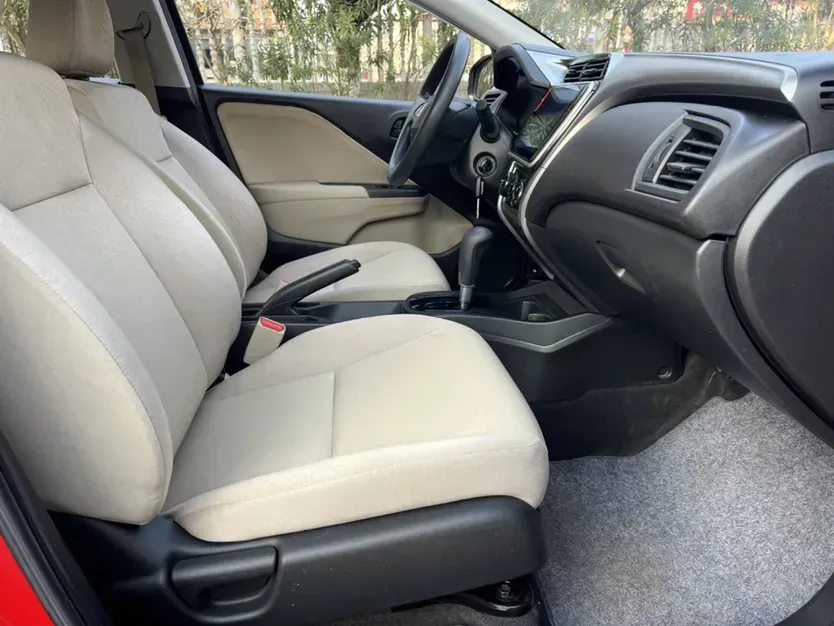 2015 Honda City 1.5L 131HP L4 CVT,autocango,china used car exporter,china ev exporter,chinese used car exporter,chinese used ev exporter