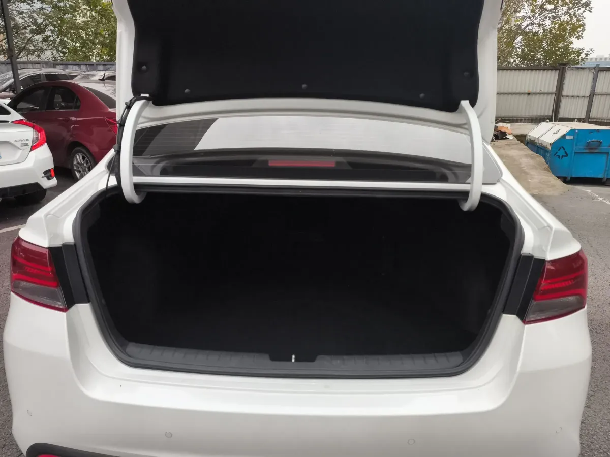 2019 Kia Cachet 1.8L 143HP L4 6AT,autocango,china used car exporter,china ev exporter,chinese used car exporter,chinese used ev exporter