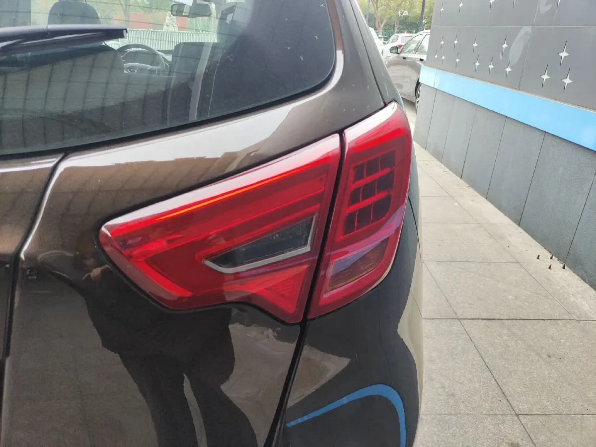 2015 GAC Trumpchi GS5 Super 1.8T 177HP L4 7DCT,autocango,china used car exporter,china ev exporter,chinese used car exporter,chinese used ev exporter