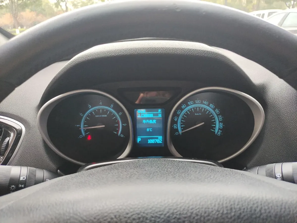 2015 GAC Trumpchi GS5 Super 1.8T 177HP L4 7DCT,autocango,china used car exporter,china ev exporter,chinese used car exporter,chinese used ev exporter