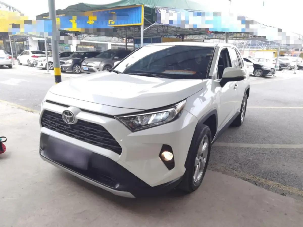 2020 Toyota RAV4 2.0L 171HP L4 CVT