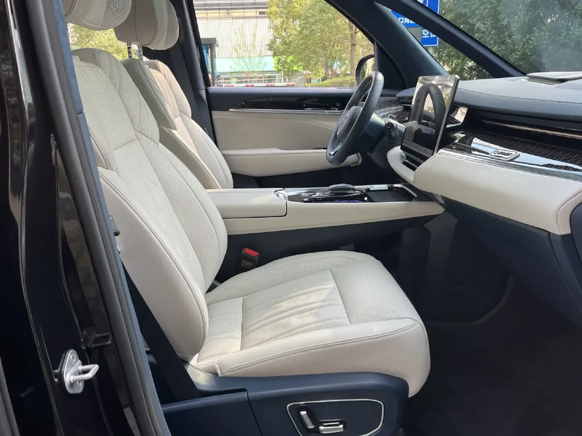 2022 Zeekr 009 BEV 116KWH,autocango,china used car exporter,china ev exporter,chinese used car exporter,chinese used ev exporter