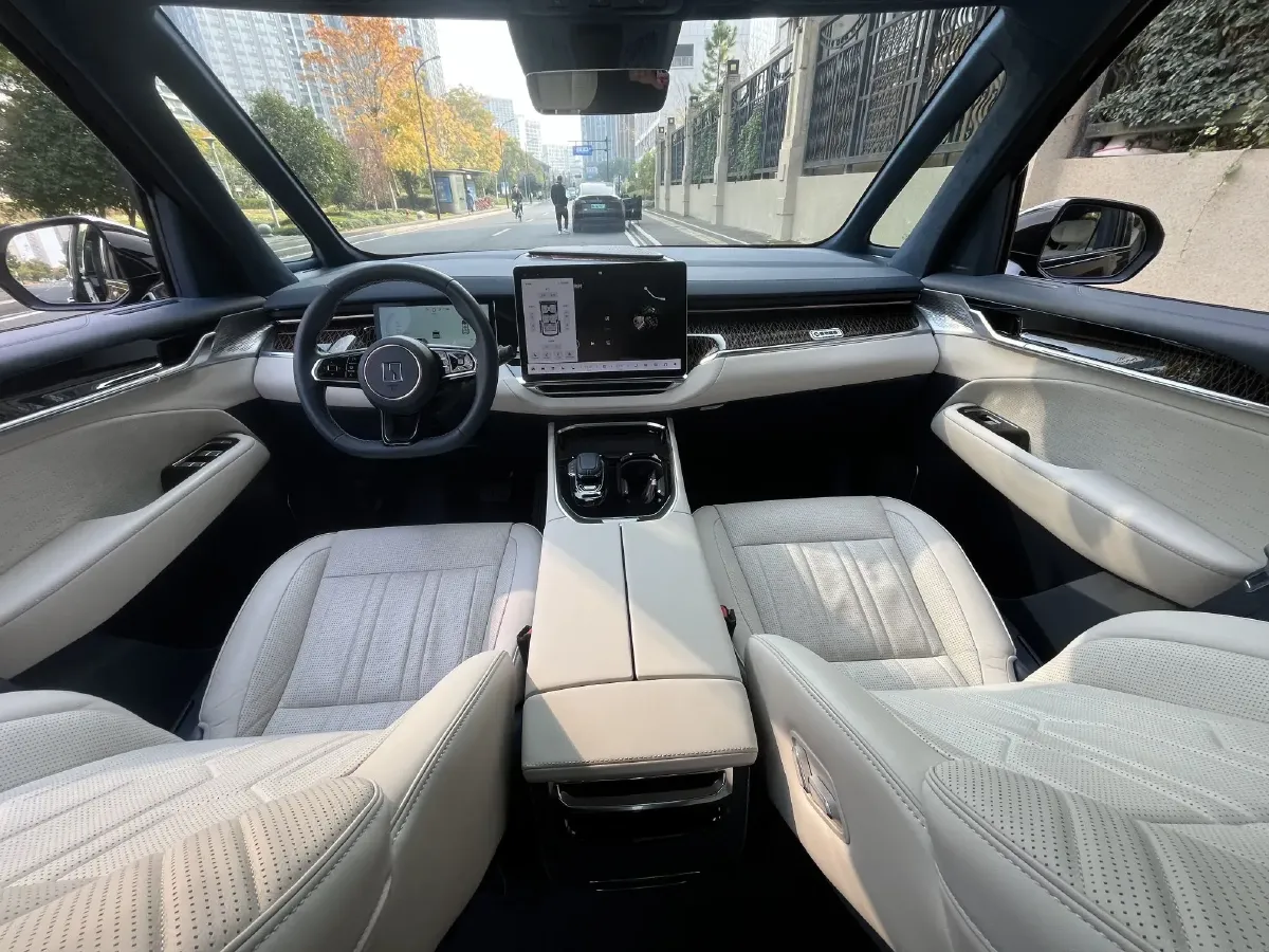 2022 Zeekr 009 BEV 116KWH,autocango,china used car exporter,china ev exporter,chinese used car exporter,chinese used ev exporter