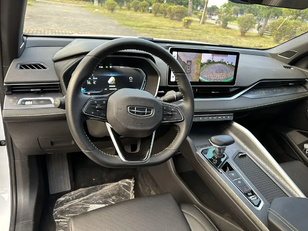 2022 Geely Emgrand 1.5L 114HP L4 CVT,autocango,china used car exporter,china ev exporter,chinese used car exporter,chinese used ev exporter