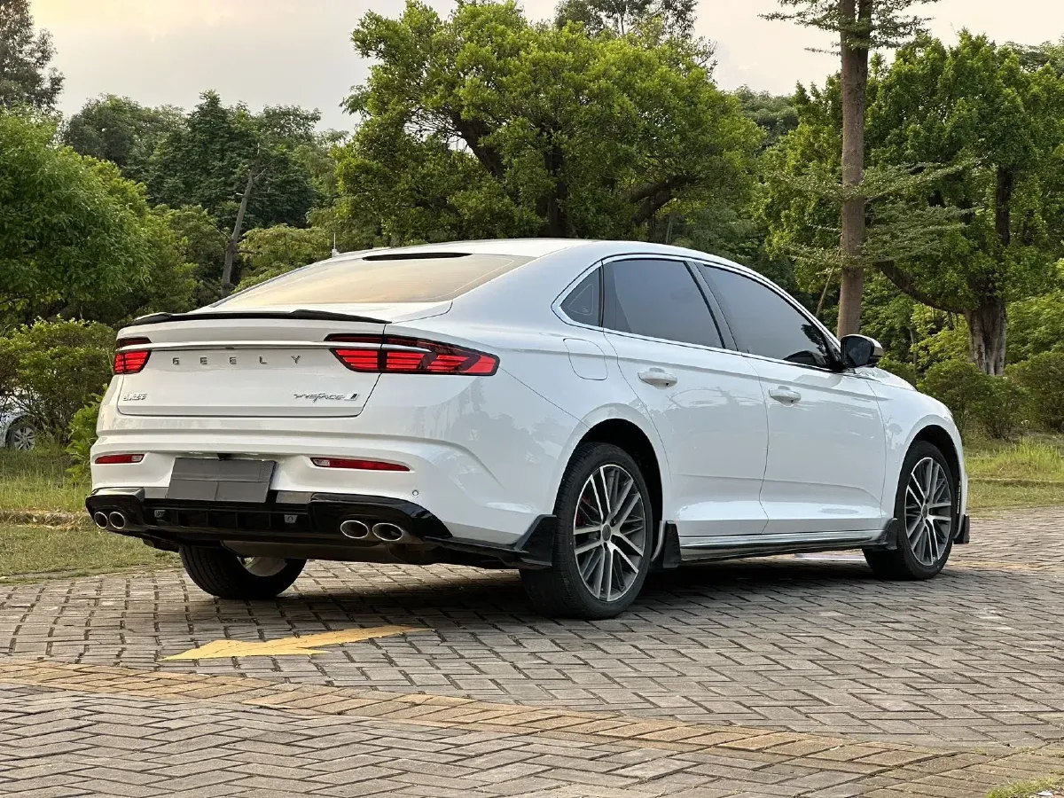 2022 Geely Emgrand 1.5L 114HP L4 CVT,autocango,china used car exporter,china ev exporter,chinese used car exporter,chinese used ev exporter