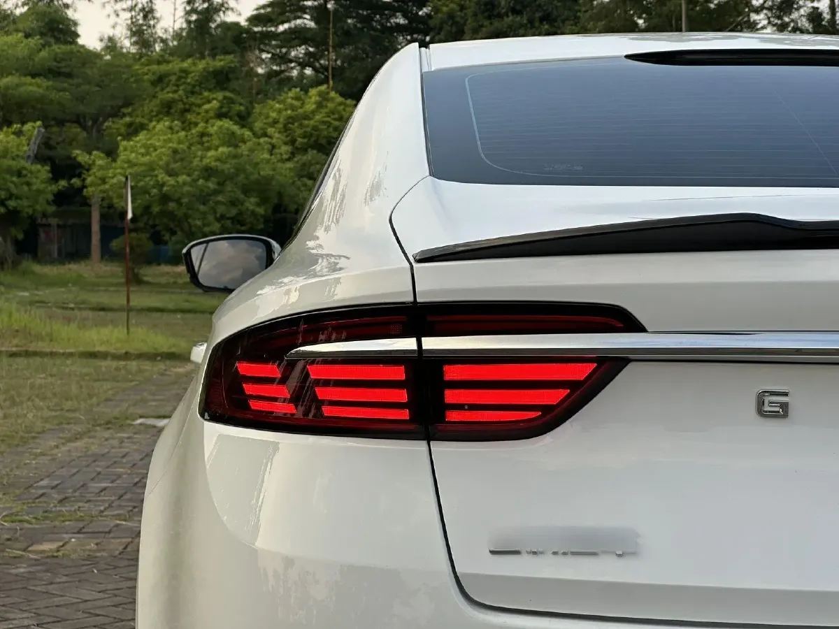 2022 Geely Emgrand 1.5L 114HP L4 CVT,autocango,china used car exporter,china ev exporter,chinese used car exporter,chinese used ev exporter