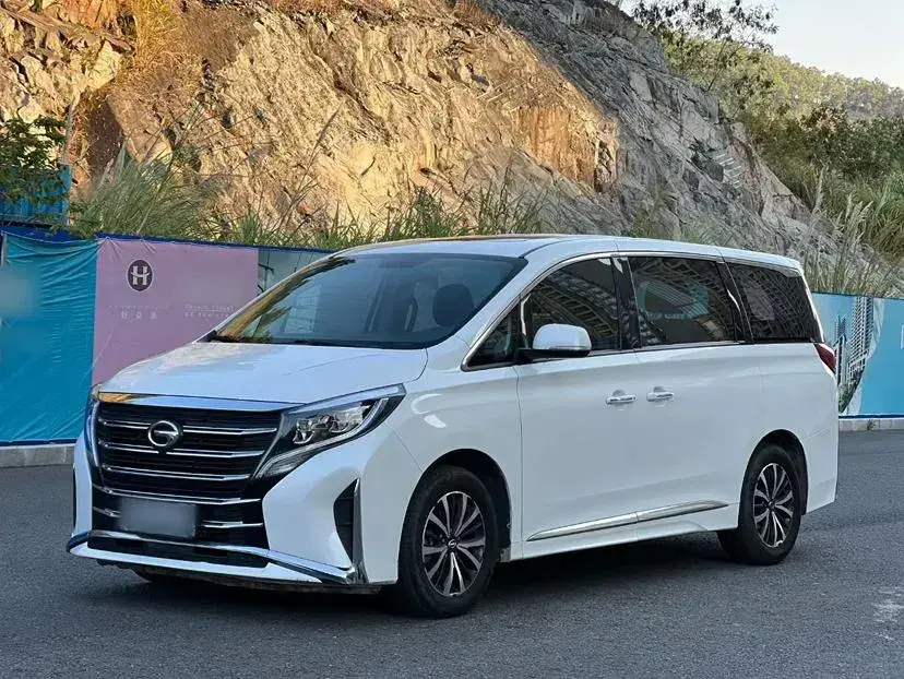 2021 GAC Trumpchi M8 2.0T 252HP L4 8AT