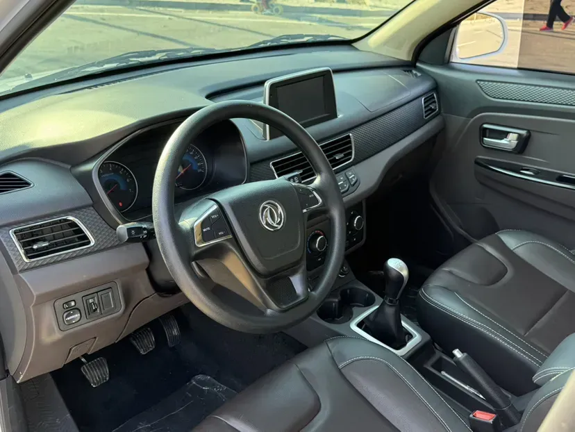 2019 DongFeng Fengon Fengon 330 1.5L 116HP L4 5MT,autocango,china used car exporter,china ev exporter,chinese used car exporter,chinese used ev exporter