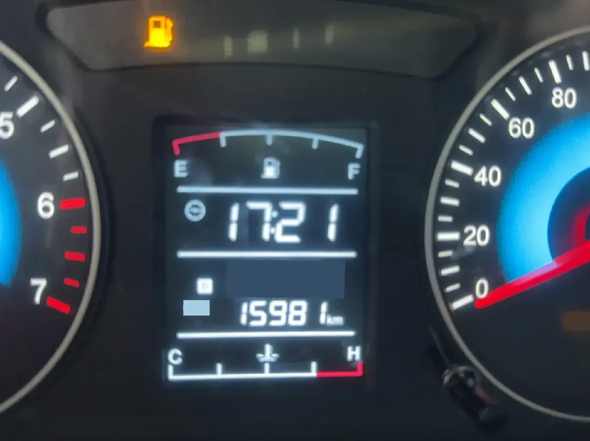 2019 DongFeng Fengon Fengon 330 1.5L 116HP L4 5MT,autocango,china used car exporter,china ev exporter,chinese used car exporter,chinese used ev exporter