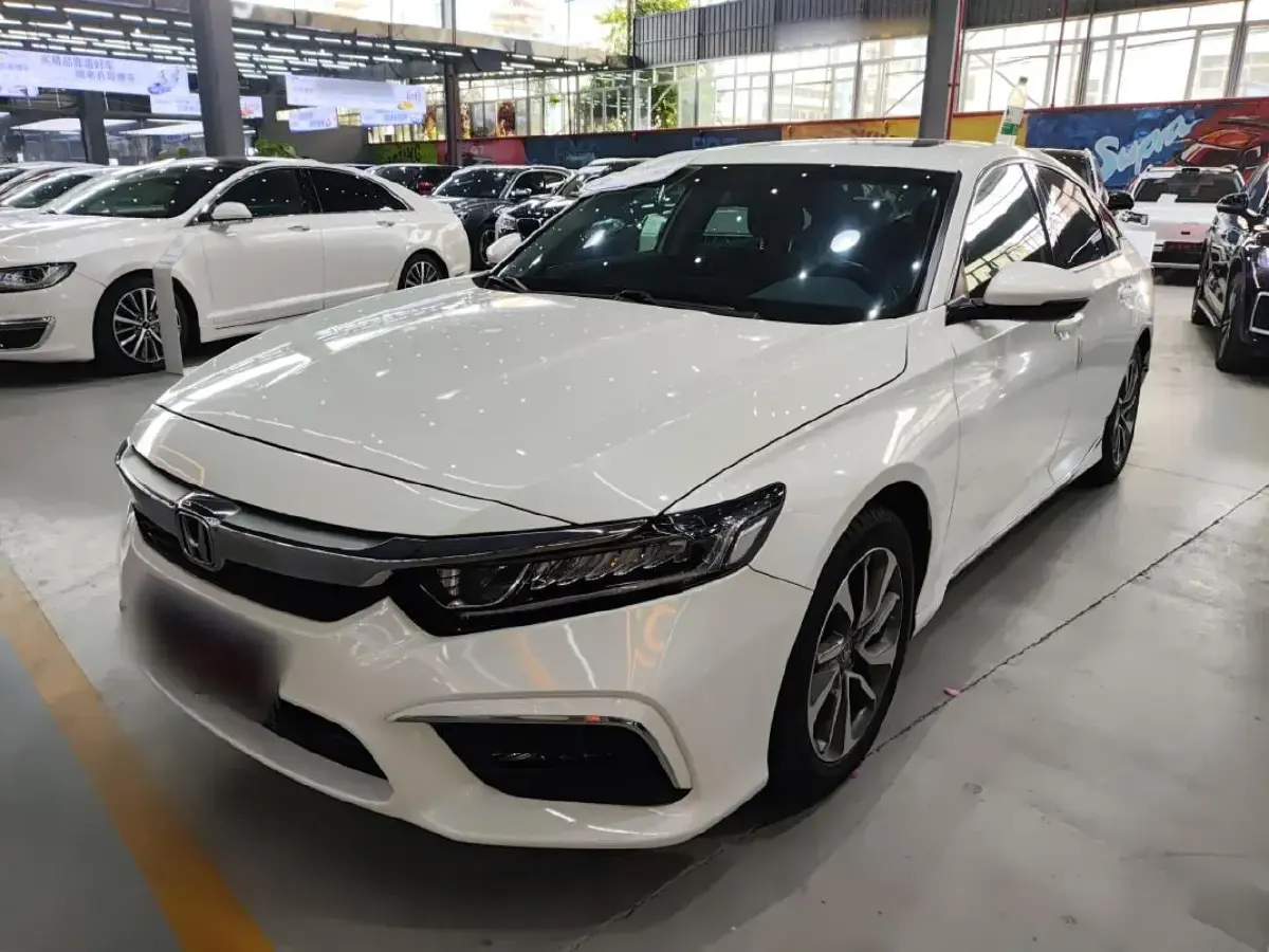 2019 Honda Inspire 1.5T 194HP L4 CVT