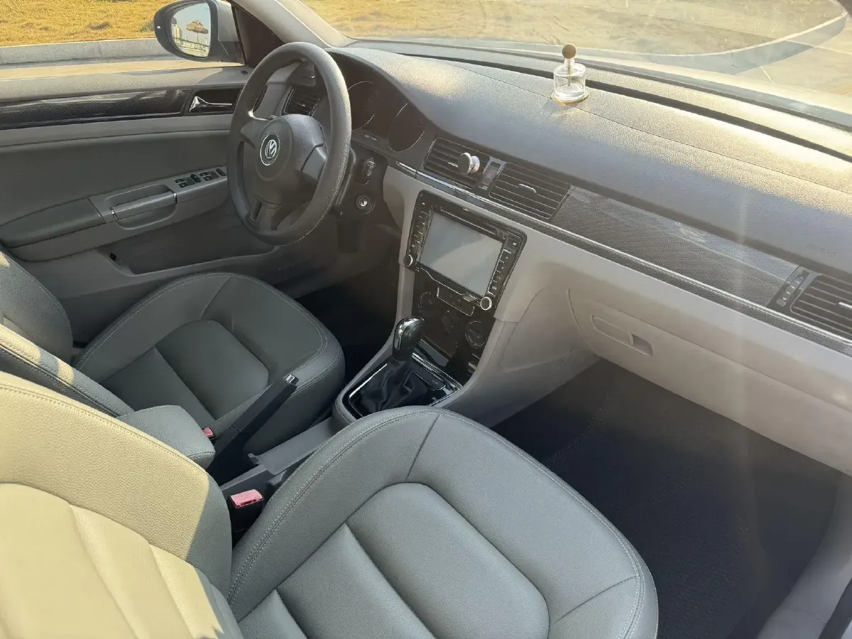 2013 Volkswagen Bora 1.6L 105HP L4 6AT,autocango,china used car exporter,china ev exporter,chinese used car exporter,chinese used ev exporter