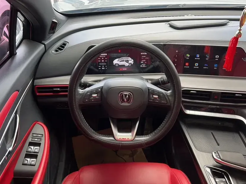 2020 ChangAn UNI-T 1.5T 180HP L4 7DCT,autocango,china used car exporter,china ev exporter,chinese used car exporter,chinese used ev exporter