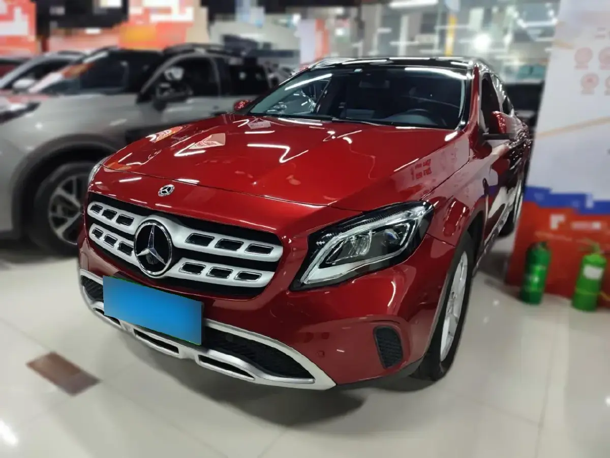 2018 Mercedes-Benz GLA Class 1.6T 156HP L4 7DCT