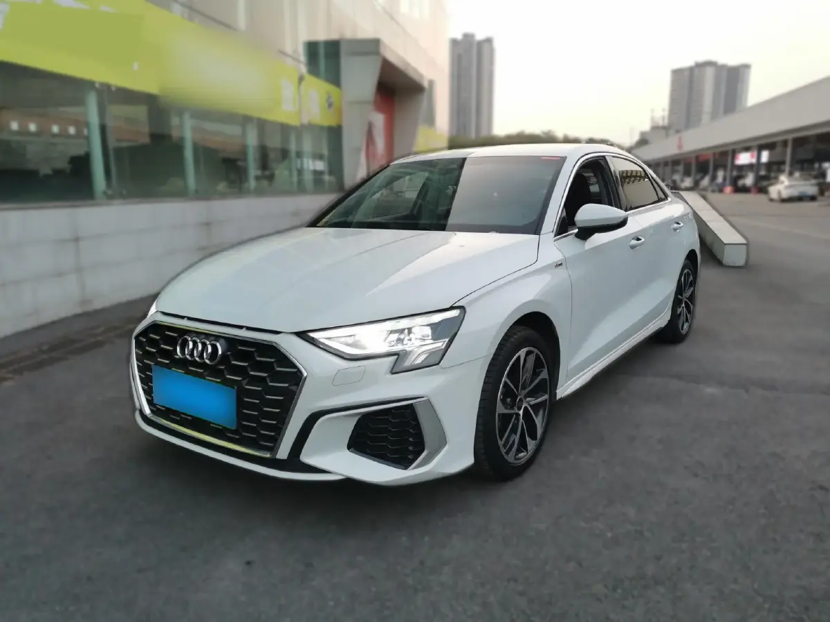 2022 Audi A3 1.4T 150HP L4 7DCT