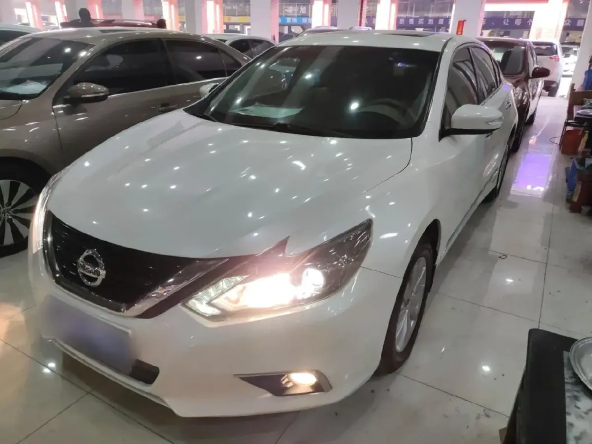 2016 Nissan Teana 2.0L 150HP L4 CVT