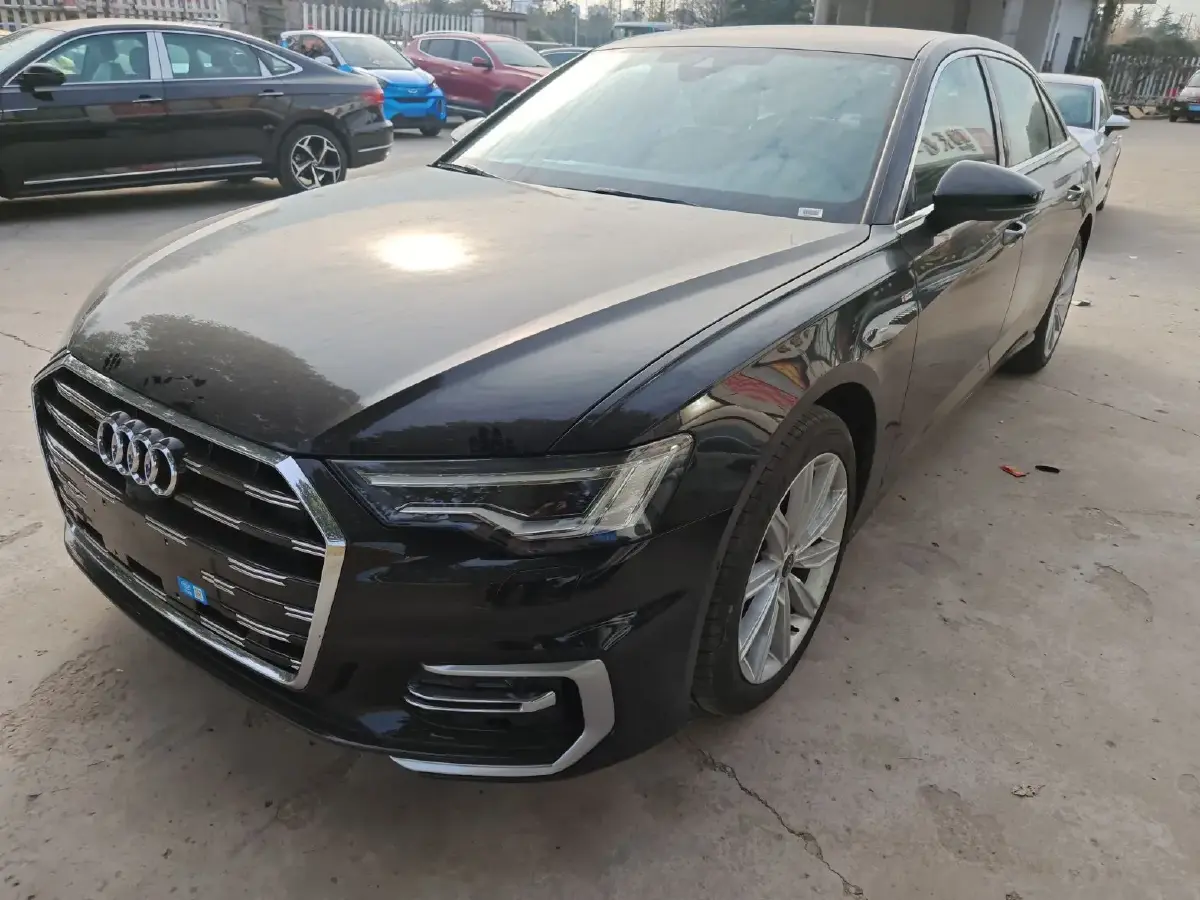 2024 Audi A6L 2.0T 245HP L4 7DCT