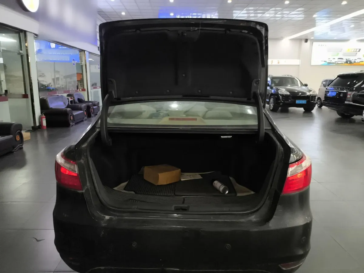 2017 ChangAn Raeton 1.5T 170HP L4 6AT,autocango,china used car exporter,china ev exporter,chinese used car exporter,chinese used ev exporter