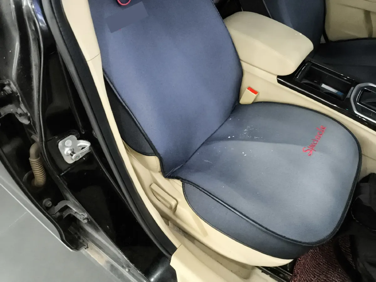 2017 ChangAn Raeton 1.5T 170HP L4 6AT,autocango,china used car exporter,china ev exporter,chinese used car exporter,chinese used ev exporter