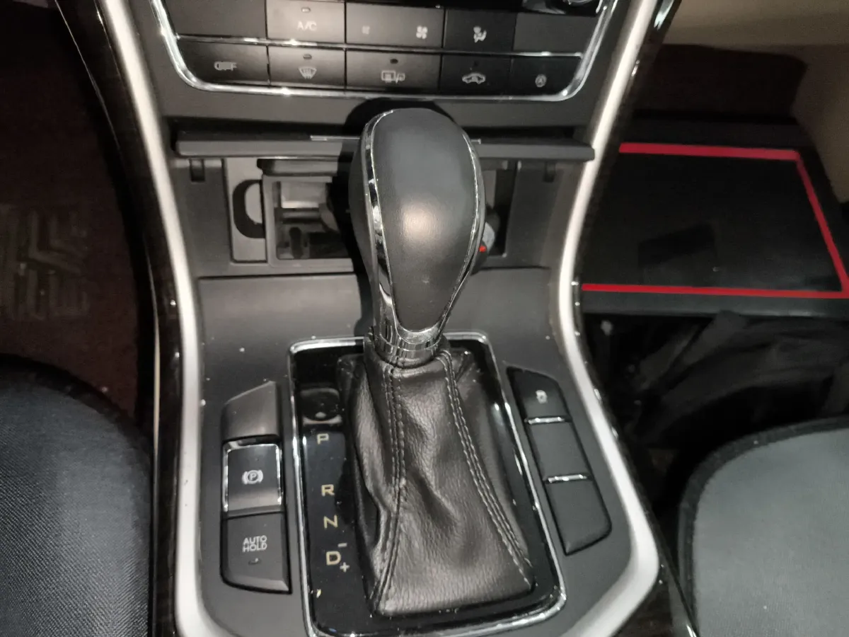 2017 ChangAn Raeton 1.5T 170HP L4 6AT,autocango,china used car exporter,china ev exporter,chinese used car exporter,chinese used ev exporter