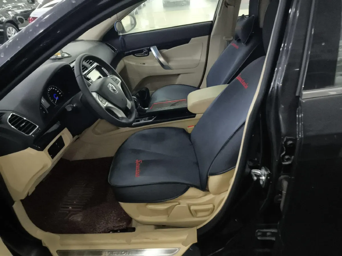 2017 ChangAn Raeton 1.5T 170HP L4 6AT,autocango,china used car exporter,china ev exporter,chinese used car exporter,chinese used ev exporter