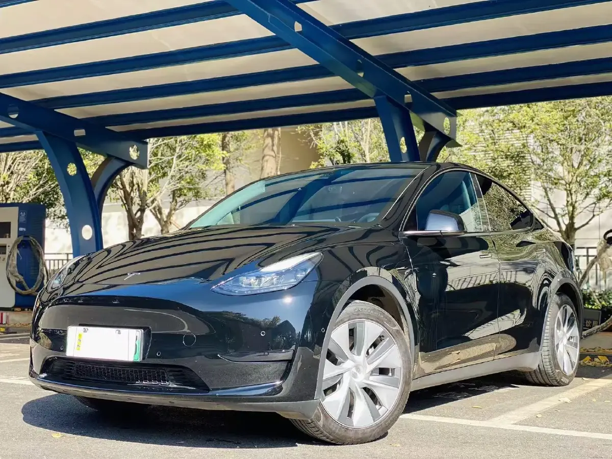 2022 Tesla Model Y BEV 60KWH