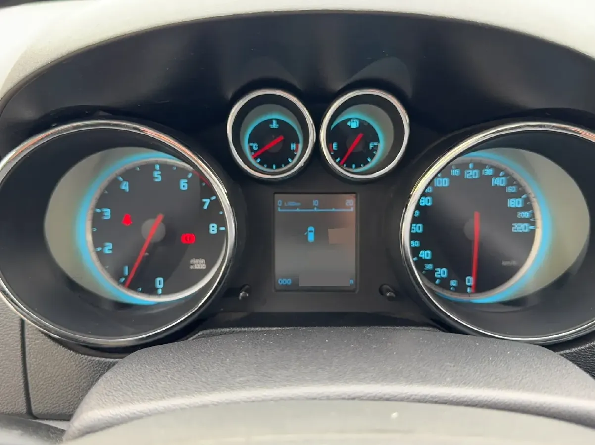 2015 ChangAn CS35 1.6L 125HP L4 5MT,autocango,china used car exporter,china ev exporter,chinese used car exporter,chinese used ev exporter