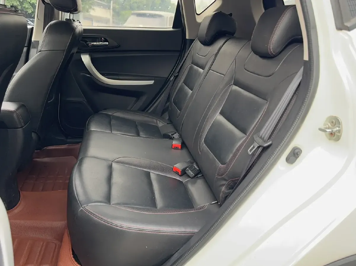 2015 ChangAn CS35 1.6L 125HP L4 5MT,autocango,china used car exporter,china ev exporter,chinese used car exporter,chinese used ev exporter