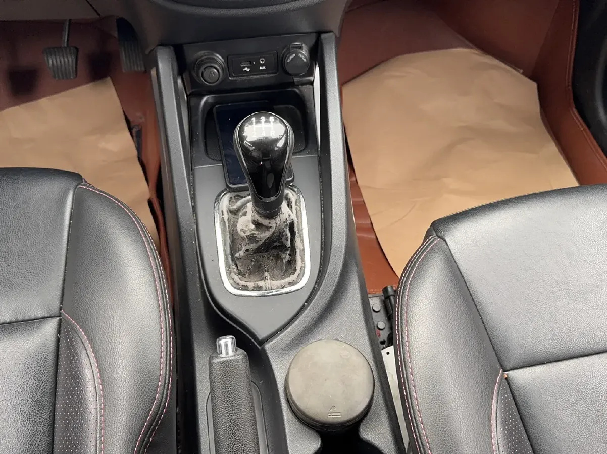 2015 ChangAn CS35 1.6L 125HP L4 5MT,autocango,china used car exporter,china ev exporter,chinese used car exporter,chinese used ev exporter