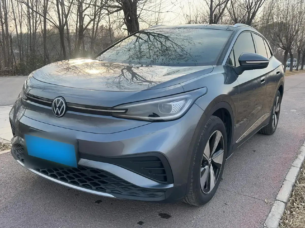 2025 Volkswagen ID.4 X BEV 52.8KWH