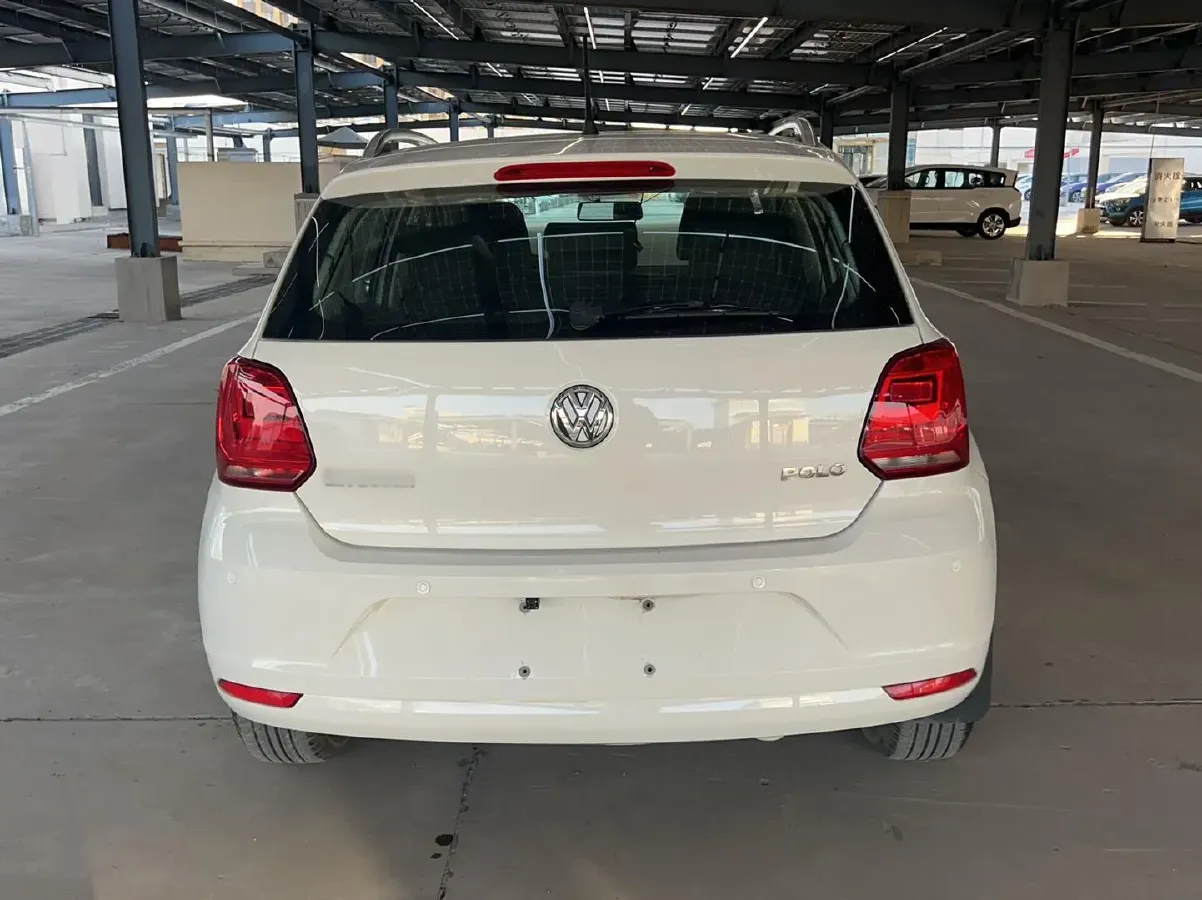 2016 Volkswagen Polo 1.4L 90HP L4 6AT,autocango,china used car exporter,china ev exporter,chinese used car exporter,chinese used ev exporter