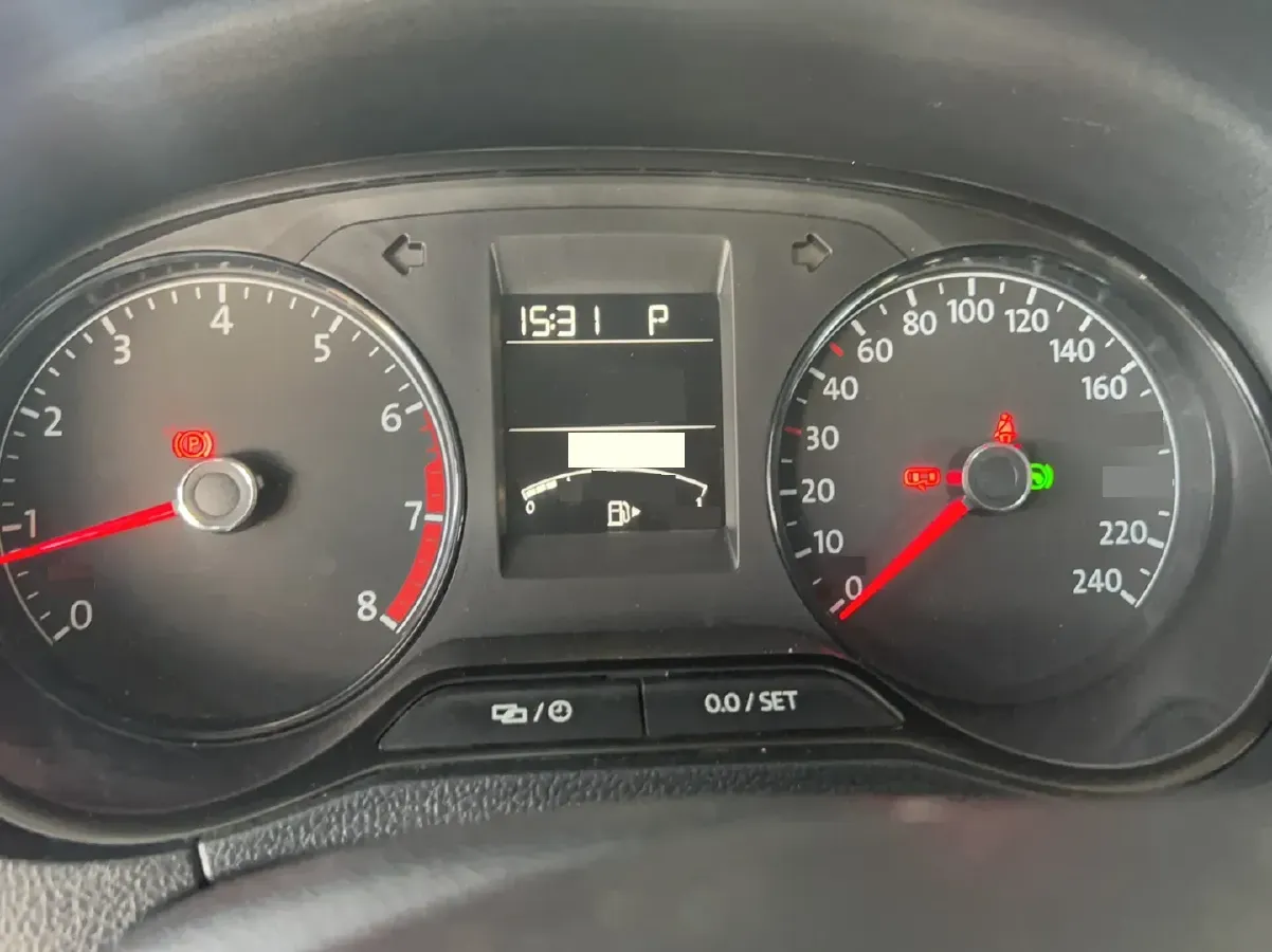 2016 Volkswagen Polo 1.4L 90HP L4 6AT,autocango,china used car exporter,china ev exporter,chinese used car exporter,chinese used ev exporter