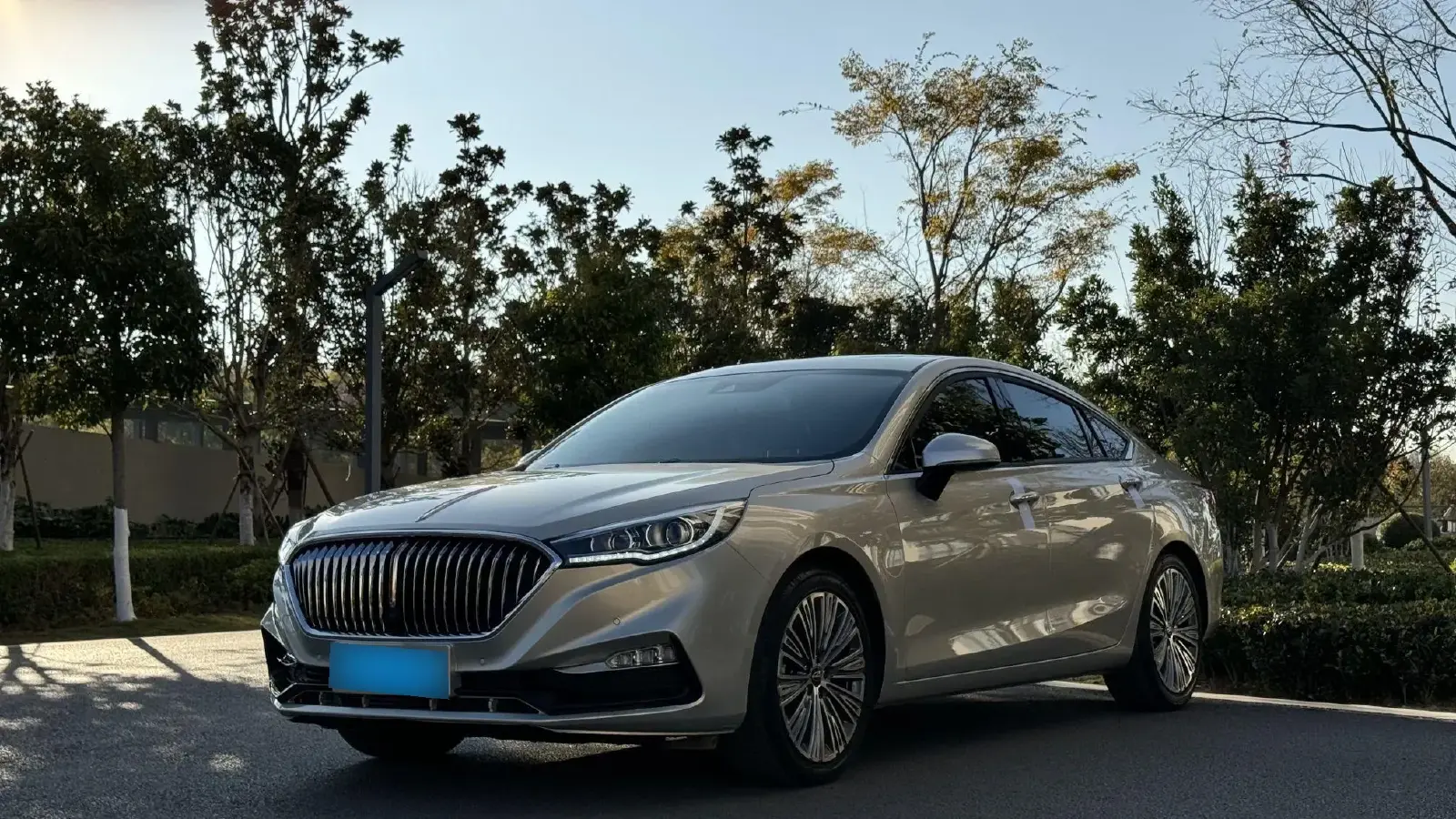 2022 HongQi H5 1.8T 197HP L4 6AT