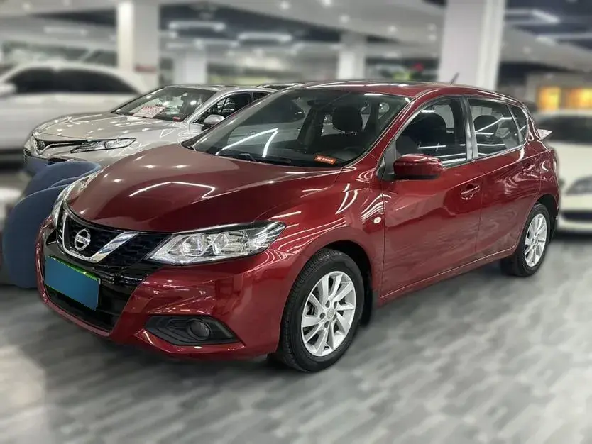 2016 Nissan Tiida 1.6L 126HP L4 CVT