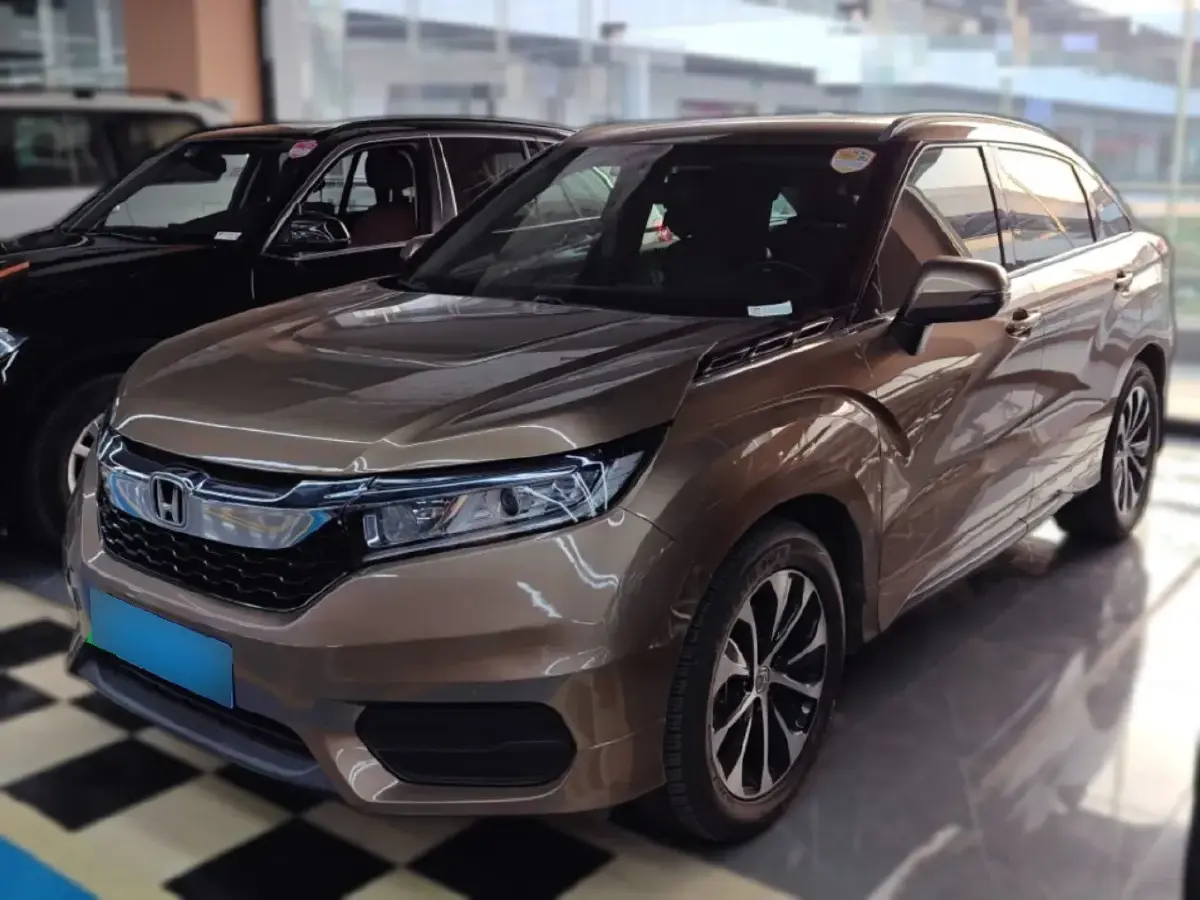 2017 Honda Avancier 1.5T 193HP L4 CVT