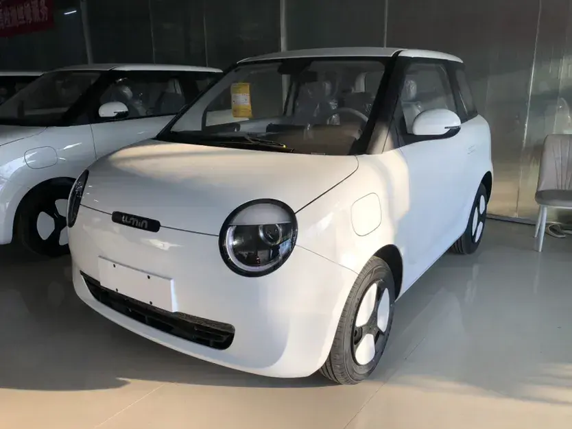 2023 ChangAn Lumin BEV 17.65KWH