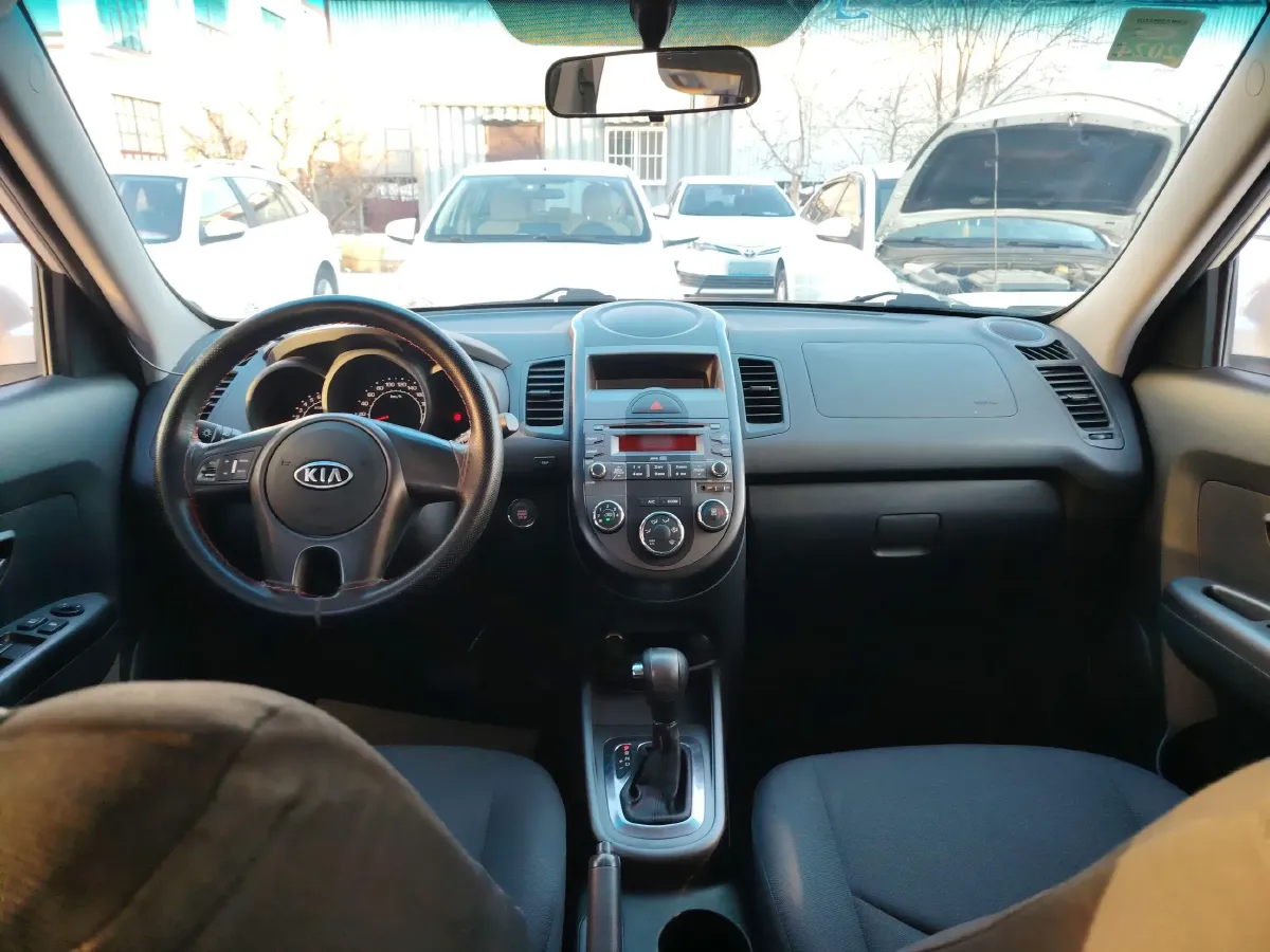 2013 Kia Soul 1.6L 123HP L4 4AT,autocango,china used car exporter,china ev exporter,chinese used car exporter,chinese used ev exporter