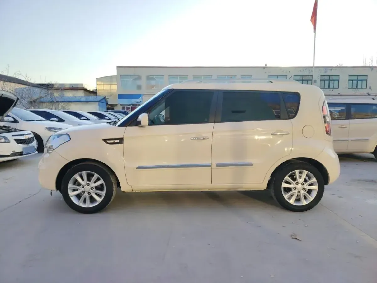 2013 Kia Soul 1.6L 123HP L4 4AT,autocango,china used car exporter,china ev exporter,chinese used car exporter,chinese used ev exporter