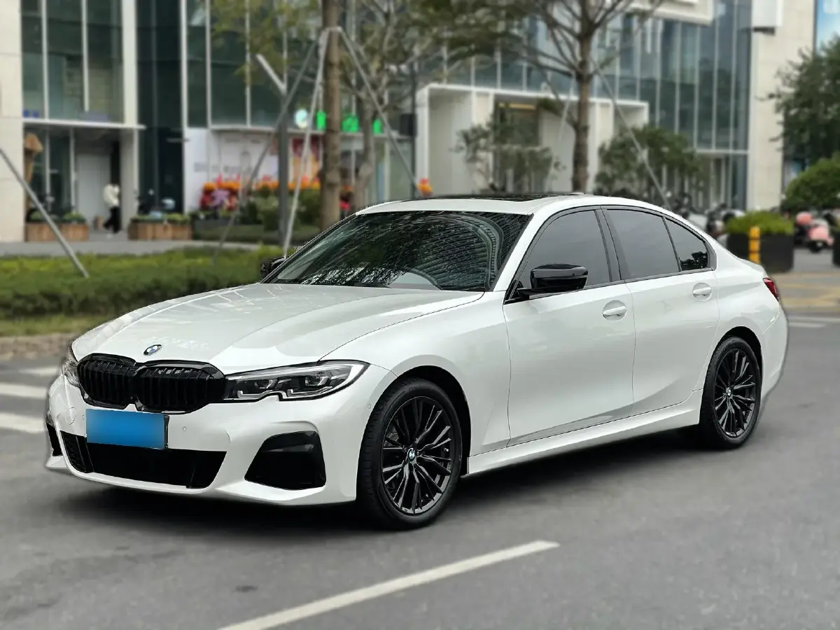 2021 BMW 3 Series 2.0T 184HP L4 8AT